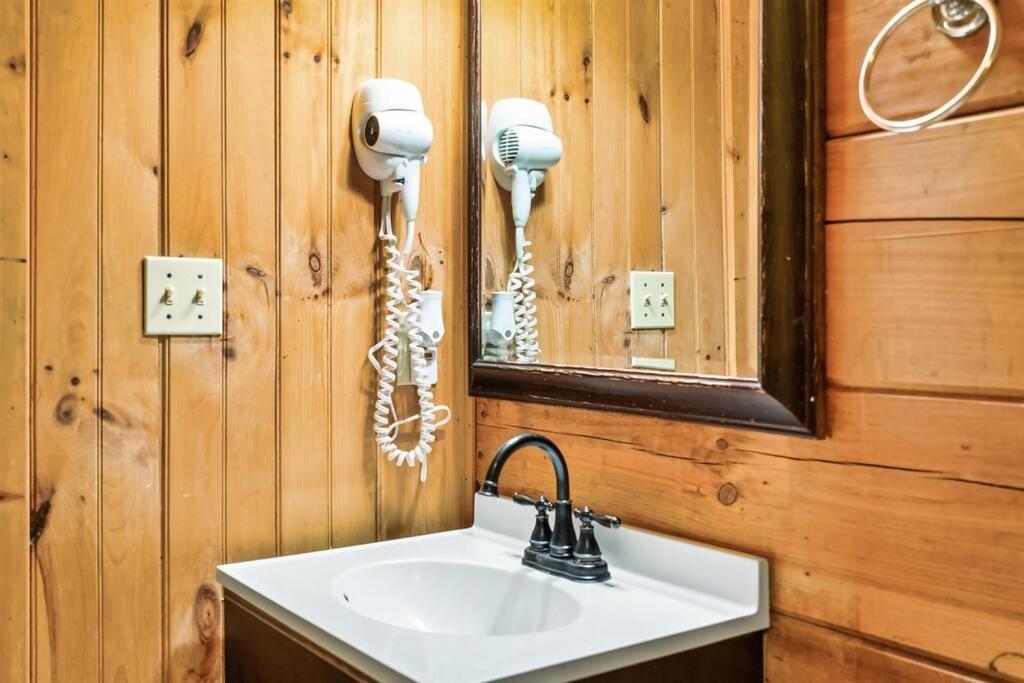 Lazy Fox Retreat Villa Sevierville Exterior foto