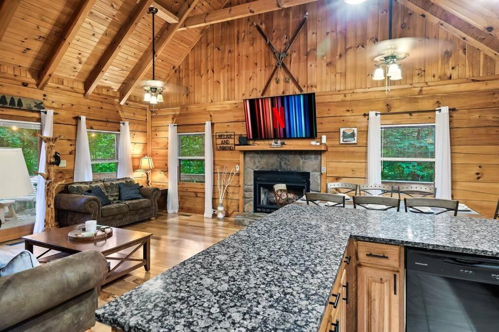 Lazy Fox Retreat Villa Sevierville Exterior foto