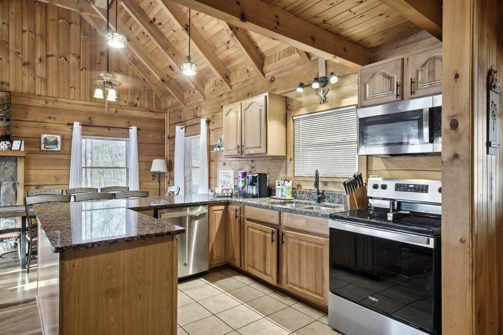 Lazy Fox Retreat Villa Sevierville Exterior foto
